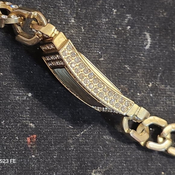 VINTAGE Geneva Platinum Goldtone ICED out Tank Watch!!!!!! main image 9